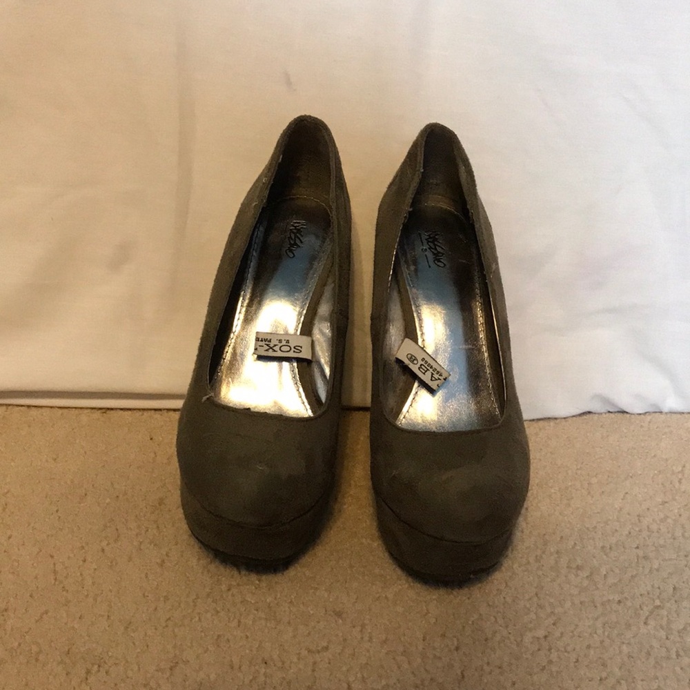 Shoes